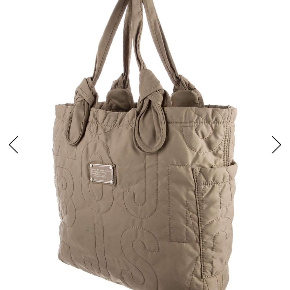 Marc Jacobs Quilted Gray Tote Bag - Picture 4 of 10